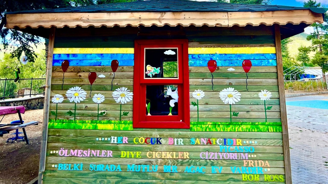Okul Bahçemizde Doğada Sanat Atölyesi